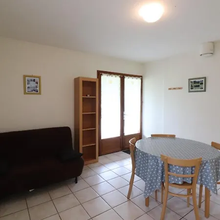 Pittoresque Avec Piscine Et Terrasse - 4 Pers, Coeur Du Cantal - Fr-1-742-233 *