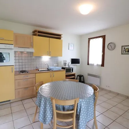 Pittoresque Avec Piscine Et Terrasse - 4 Pers, Coeur Du Cantal - Fr-1-742-233 * Boisset (Cantal)